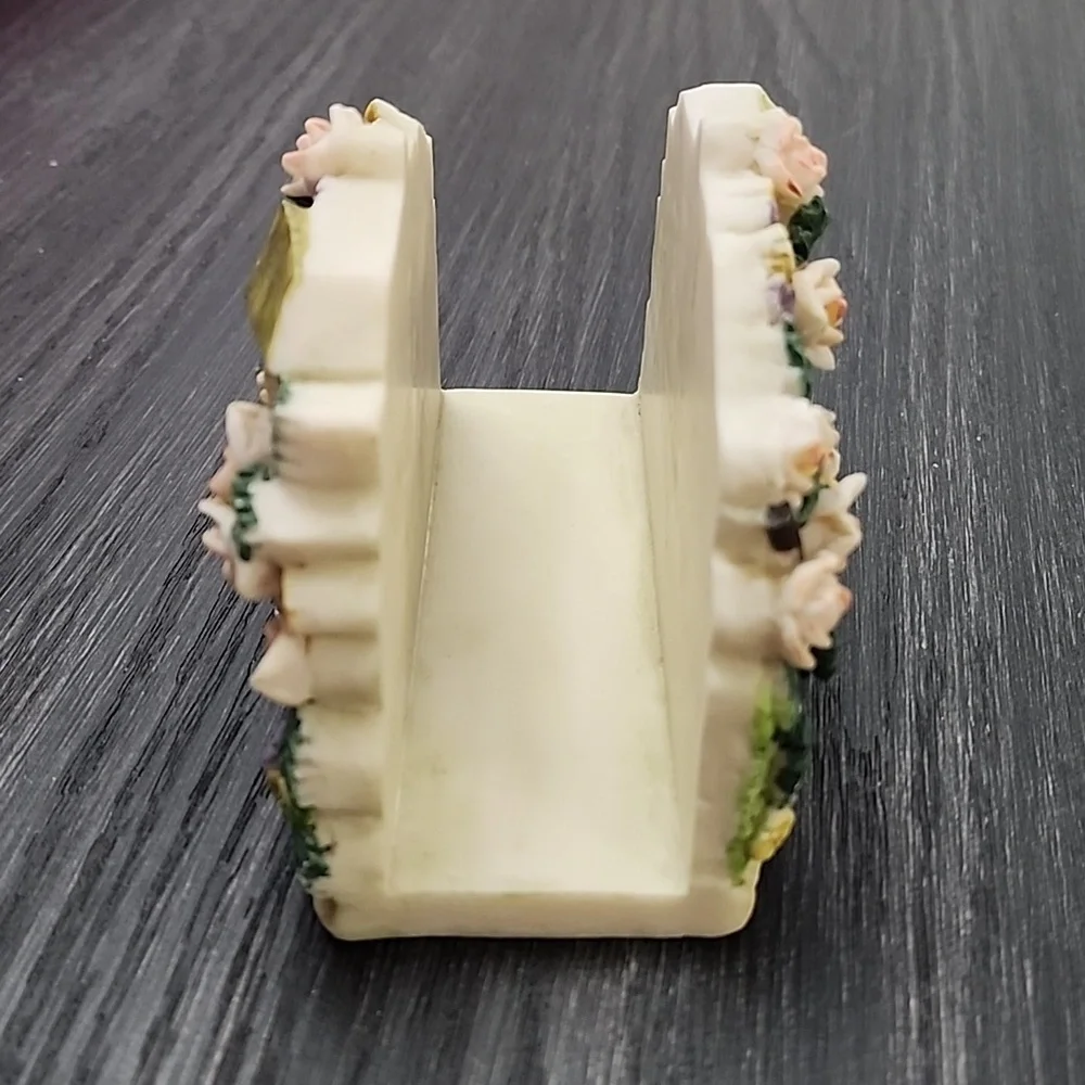 Springtime Floral Garden Scene Resin Napkin Holder